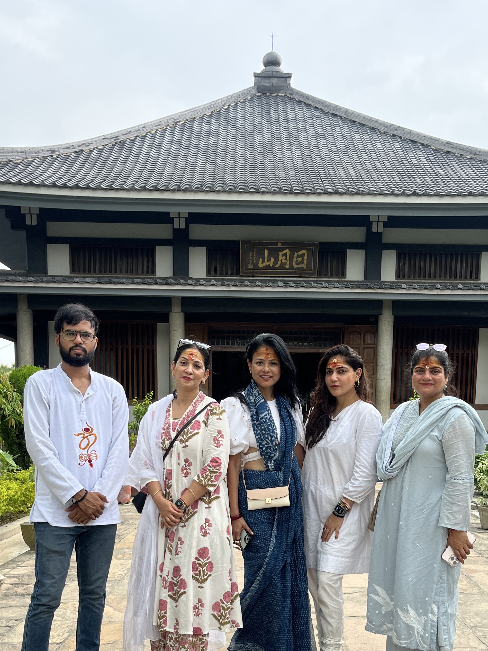 japanese-temple-group.jpg